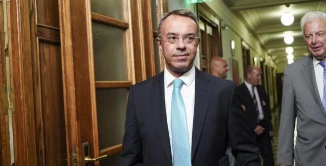 Σταϊκούρας: Έρχεται μείωση φόρων για νοικοκυριά και επιχειρήσεις – Οι 4 προτεραιότητες