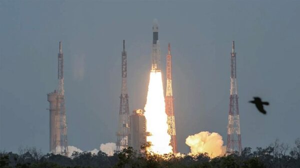 Ινδικός πύραυλος στον δρόμο για το φεγγάρι