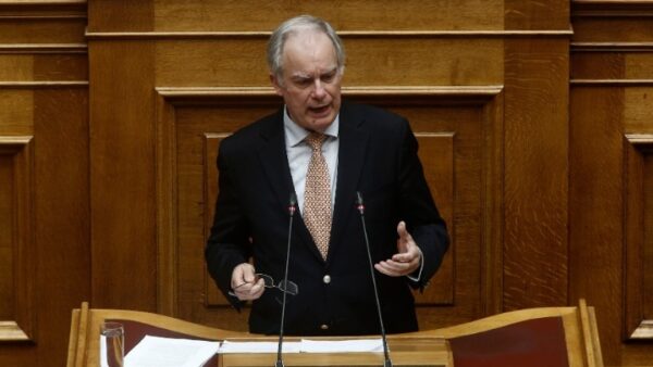 Με ρεκόρ 283 ψήφων εκλέγεται πρόεδρος της Βουλής ο Κωνσταντίνος Τασούλας