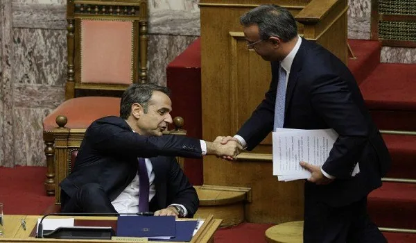 Στη Βουλή το μίνι φορολογικό με τις μειώσεις στον ΕΝΦΙΑ και αλλαγές 120 δόσεις