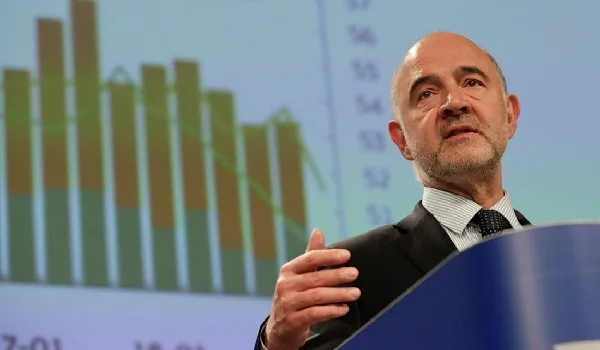 Καμπανάκι Μοσκοβισί για το πρωτογενές πλεόνασμα – Τι είπε για την ανάπτυξη και τις μεταρρυθμίσεις