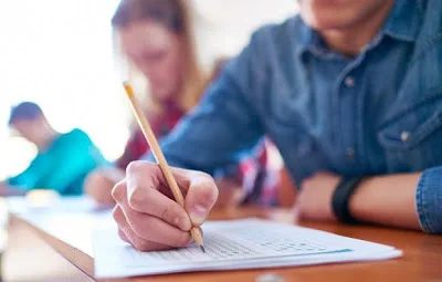 Πανελλήνιες 2020: Αύξηση της εξεταστέας ύλης και τράπεζα θεμάτων με «ζώνες δυσκολίας»