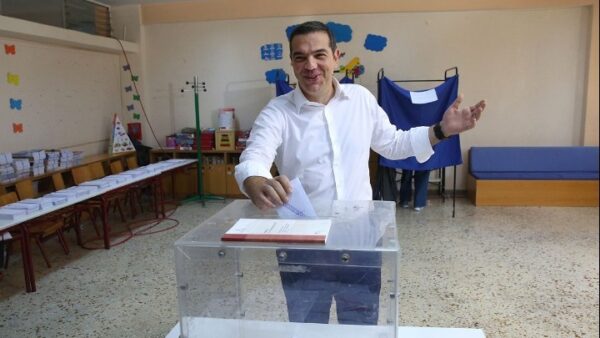 Τσίπρας: Να μην ανακοπεί η πορεία της χώρας προς τα μπρος