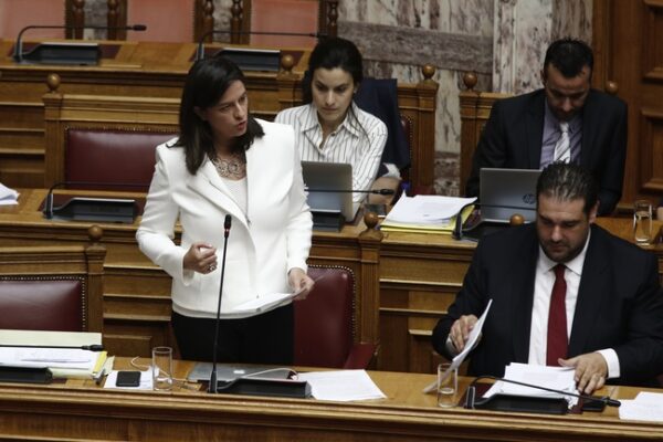 Η Υπουργός Παιδείας Νίκη Κεραμέως για τη Συνταγματικότητα της διάταξης για το άσυλο