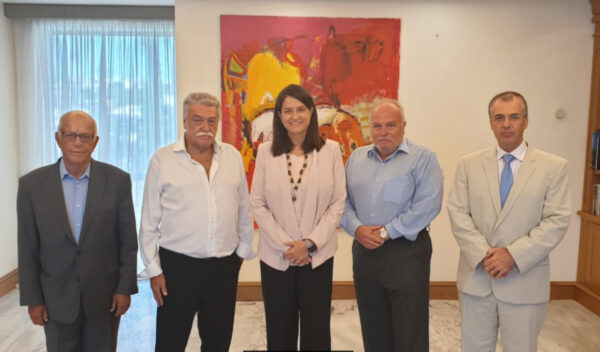 Συνάντηση της Υπουργού Παιδείας  με το Προεδρείο του Κεντρικού Ισραηλιτικού Συμβουλίου Ελλάδος