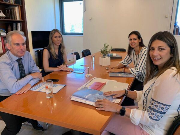 Συνάντηση Υφυπουργού Παιδείας Σοφίας Ζαχαράκη για τις νέες θεματικές στα σχολεία