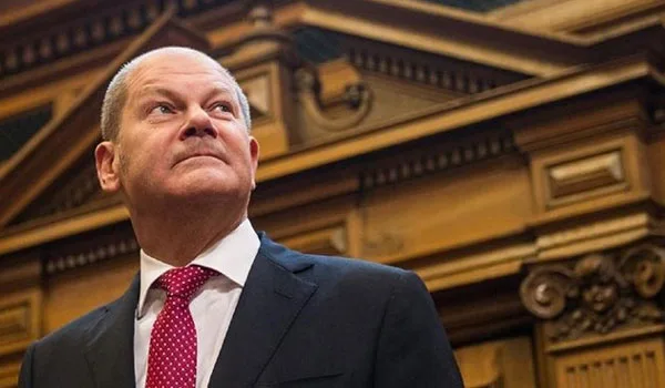 Σολτς: Δεν υπάρχει καμία ένδειξη ότι η Ιταλία θα προκαλέσει κρίση στην Ευρωζώνη