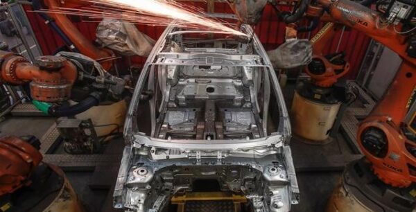 Αυτοκινητοβιομηχανία: Δασμοί 5,7 δισ. ευρώ και κλυδωνισμοί στην αλυσίδα εφοδιασμού από ένα no deal Brexit