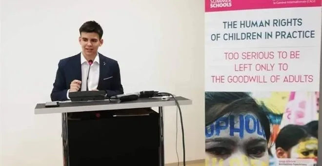 Δεκαεπτάχρονος ‘Ελληνας υποψήφιος για το Διεθνές Βραβείο Ειρήνης για παιδιά