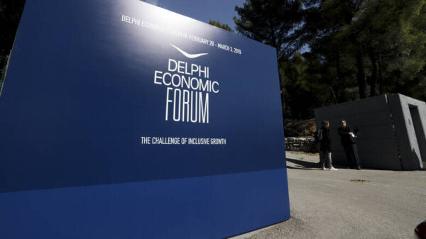 Οικονομικό Φόρουμ Δελφών: 40 ξένοι επενδυτικοί οίκοι έρχονται στην Αθήνα