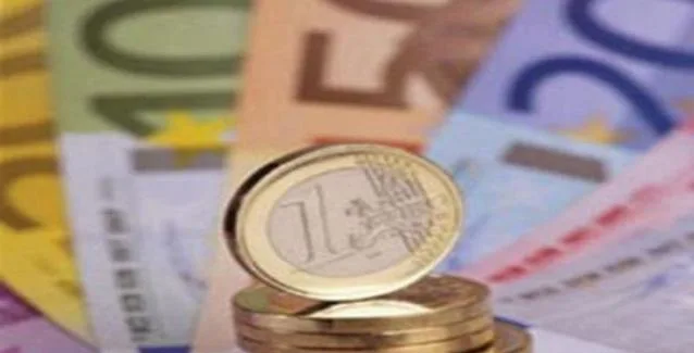 Ανατροπές στους φόρους: Δείτε τι θα πληρώσετε το 2020