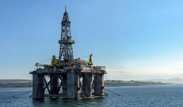 Υδρογονανθράκες: Ναι στις συμβάσεις για έρευνες σε Κρήτη και Ιόνιο