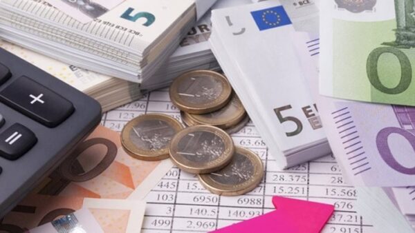 Αναδρομικά έως 7.000 ευρώ σε συνταξιούχους: Πότε και πώς θα δοθούν