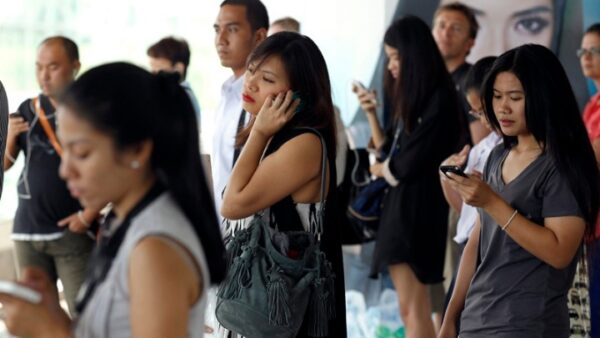 Νέα εφαρμογή αλλάζει στα βίντεο τα πρόσωπα των διασημοτήτων με πρόσωπα των χρηστών