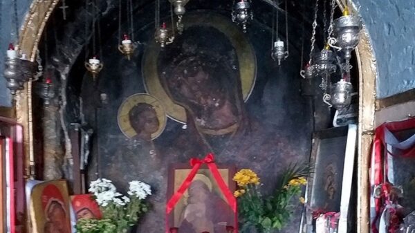 Παναγία η Μεγαλομάτα η «θεμελιοκρατούσα» της Κέρκυρας