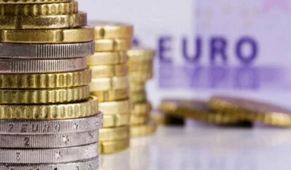 Πρωτογενές πλεόνασμα 2,9 δισ. ευρώ στο οκτάμηνο – Ποιοί φόροι έφεραν περισσότερα έσοδα