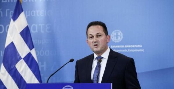 Κορονοϊός: ΠΝΠ για σχολεία, ΜΜΜ, μετακινήσεις και προσλήψεις