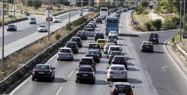 Τέλη κυκλοφορίας: Έρχονται αλλαγές – Tι δήλωσε ο υπουργός Οικονομικών
