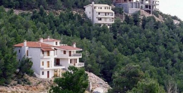 Αυθαίρετα: Ερχονται παράταση έξι μηνών και μόνιμη λύση