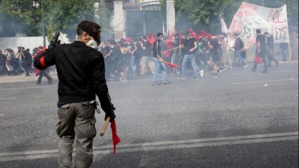 Σύλληψη και προσαγωγές για τα επεισόδια μετά την μαθητική πορεία