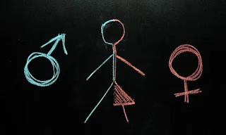 Ανάκληση του μαθητικού διαγωνισμού «Ουπς! Αλλάζω φύλο για μια μέρα!»