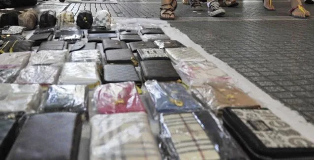 Παραεμπόριο: Αυξήθηκαν οι παραβάσεις – Μπαράζ κατασχέσεων