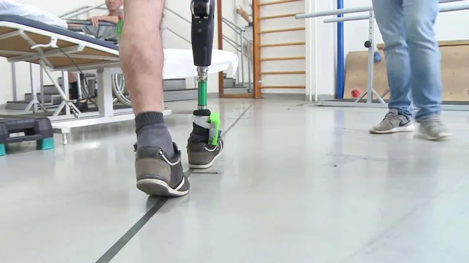 Πρόσθετο πόδι που είναι συνδεδεμένο με νεύρα γίνεται αντιληπτό ως μέρος του σώματος