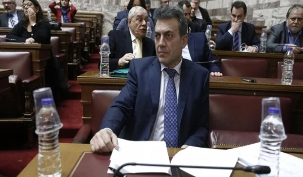 Βρούτσης: Έρχονται αυξήσεις για 260.000 επικουρικές συντάξεις