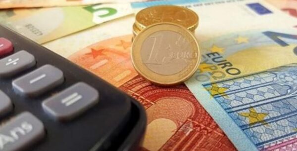 Μειώσεις φόρων από το 2020: Τι αλλάζει