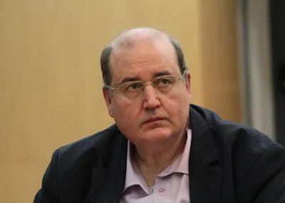 Φίλης: «Ο νόμος για κολέγια, που παρακάμπτει το αρ. 16 του Συντάγματος, πρέπει να αποσυρθεί