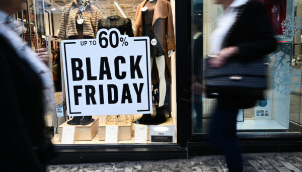 Black Friday: Oι βασικοί κανόνες για να μην πέσετε θύματα προσφορών – Ποιά καταστήματα συμμετέχουν