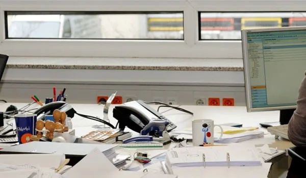 Νέο κύμα συνταξιοδότησης σε Δημόσιο, ΔΕΚΟ, τράπεζες