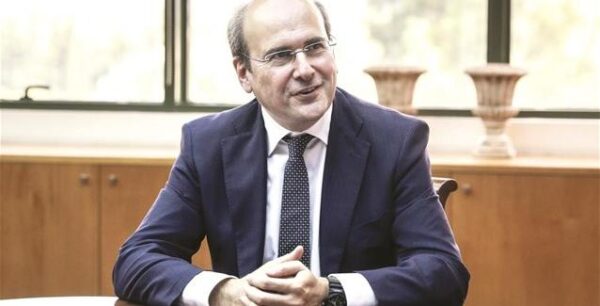 Επενδύσεις 43,8 δισ. ευρώ για την ενέργεια και το κλίμα