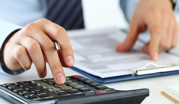 AAΔΕ: Έλεγχοι σε 200.000 φορολογούμενους που δεν δήλωσαν αναδρομικά