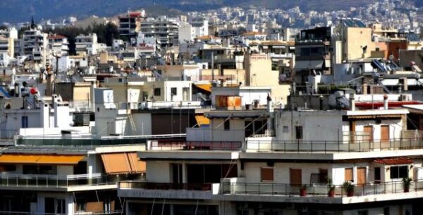 Αλλάζει ο χάρτης των ακινήτων: Πού πάνε οι τιμές με το πάγωμα του ΦΠΑ