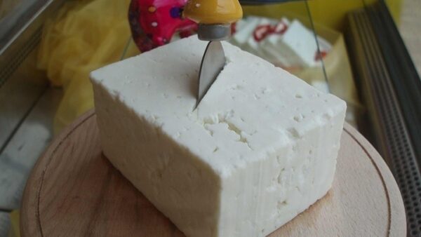 Ακρίβεια: Απλησίαστες οι τιμές των γαλακτοκομικών