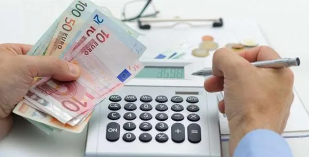 Ερχονται τρεις σαρωτικές ανατροπές σε συντάξεις και εισφορές