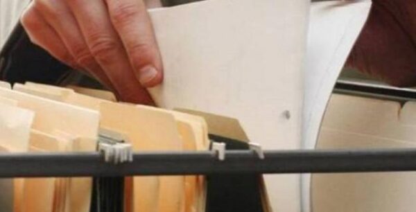 Tέλος στο χάος στα μητρώα των πολιτών – Τι ακριβώς θα γίνει