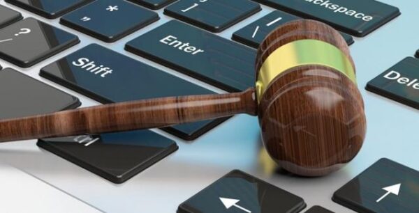 Πλειστηριασμοί: Κύμα κατασχέσεων χτυπάει τους οφειλέτες