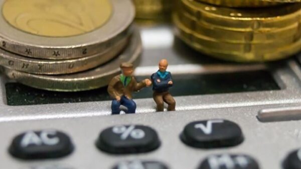 Αυξήσεις σε 465.000 επικουρικές συντάξεις: Ποιούς αφορά