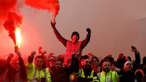 Συνταξιοδοτικό: Οι μεγαλύτερες απεργιακές κινητοποιήσεις των τελευταίων ετών στη Γαλλία