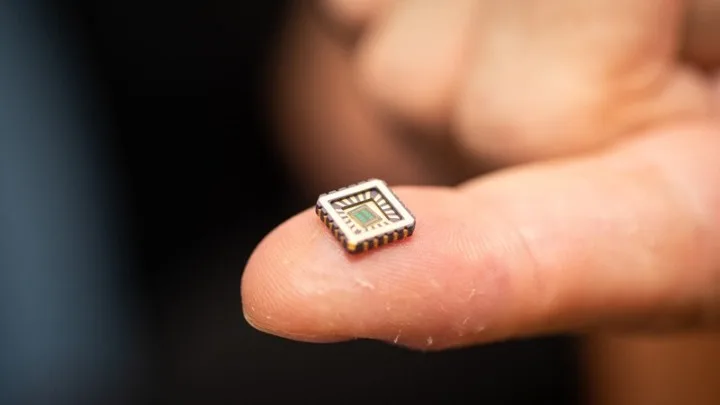 Δημιουργήθηκαν τεχνητοί νευρώνες που θα βοηθήσουν στην αντιμετώπιση χρόνιων παθήσεων