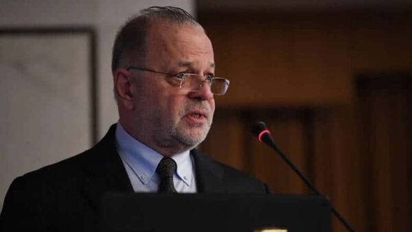 Επίτιμος διδάκτορας του Πανεπιστημίου Πειραιά ο Ευάγγελος Μυτιληναίος