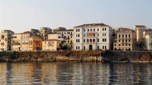 Κέρκυρα: «Καλημέρα σας βουνά και καλή Πρωτοχρονιά»