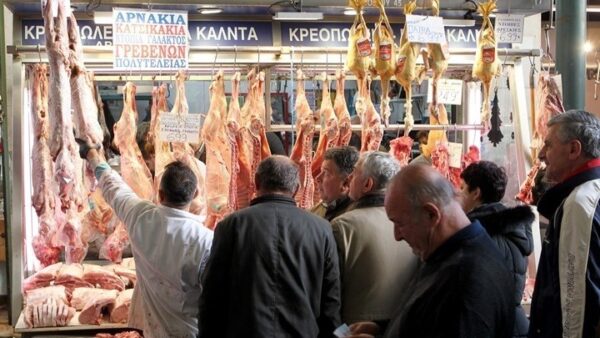 Μειωμένο το κόστος για το χριστουγεννιάτικο τραπέζι