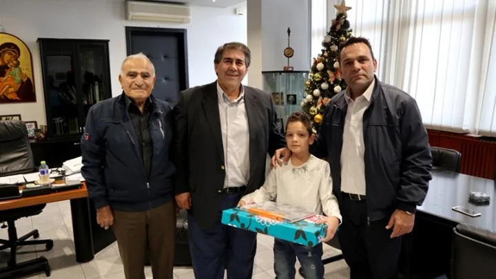 Οκτάχρονος «Αϊνστάιν» εντυπωσιάζει με τις επιδόσεις του στα μαθηματικά και το υψηλό IQ