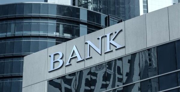 Κρατικές εγγυήσεις ύψους 12 δισ. ευρώ στις τράπεζες