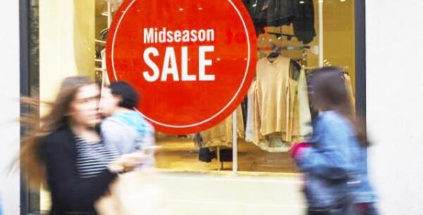 Χειμερινές εκπτώσεις: Θα πάρουν παράταση;