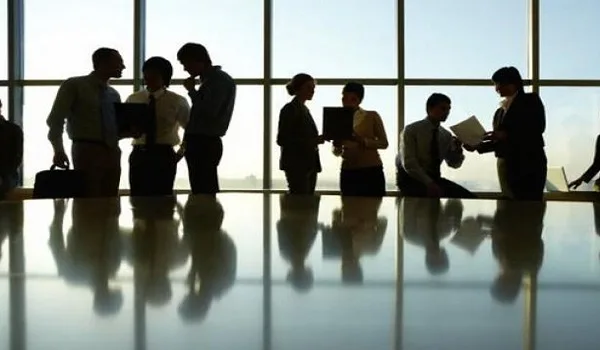 Ιδιωτικός τομέας: Οι αλλαγές που φέρνει το 2020 σε συμβάσεις, κατώτατο μισθό και ωράριο εργασίας