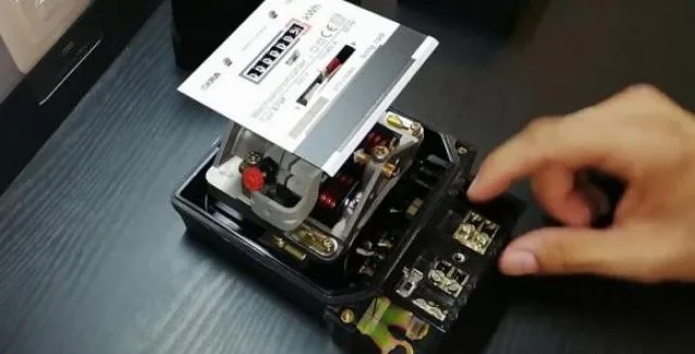 ΔΕΗ: Έρχεται ο e-μετρητής ρεύματος μέσω κινητού – Πώς θα λειτουργεί η εφαρμογή